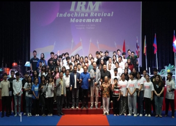 CCCN arranged our youth to join the progress of the congregations along the Mekong River
